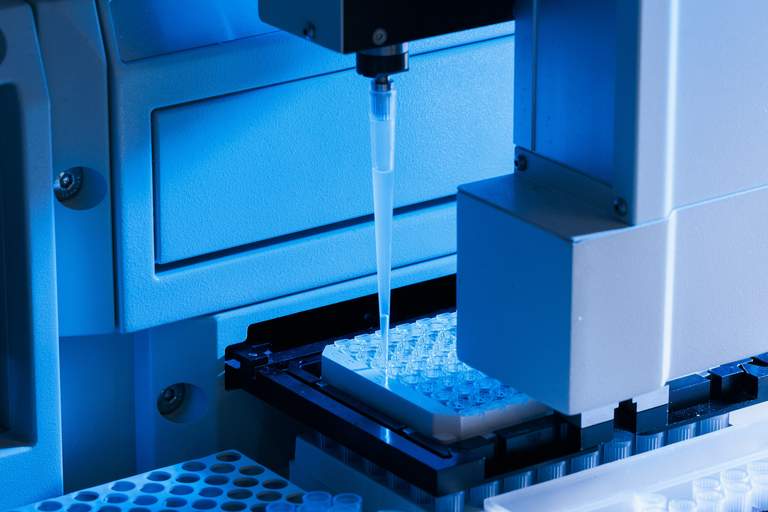 Image of Mehr als Zahlen, Zellen & Zentrifugen: Relaunch für Analytica und Genetica