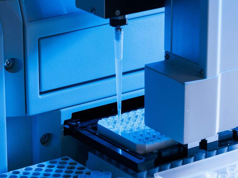 Image of Mehr als Zahlen, Zellen & Zentrifugen: Relaunch für Analytica und Genetica