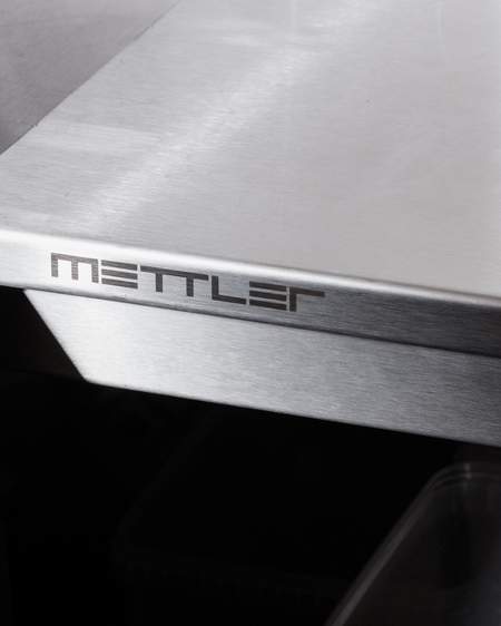 Image of Rebranding: zwischen Chromstahl und Persönlichkeiten