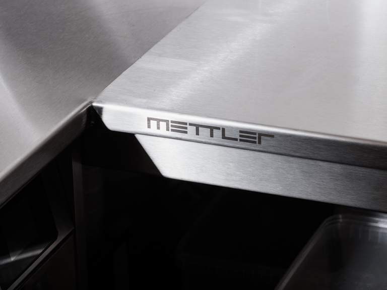 Image of Rebranding: zwischen Chromstahl und Persönlichkeiten