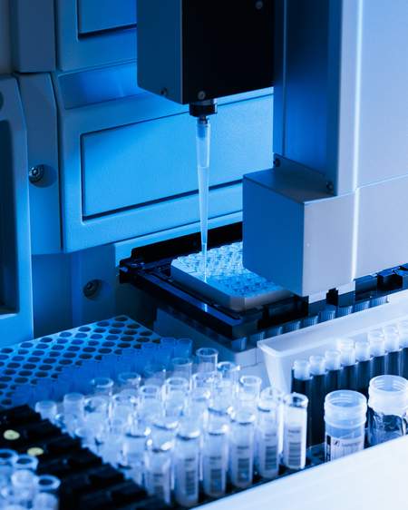 Image of Mehr als Zahlen, Zellen & Zentrifugen: Relaunch für Analytica und Genetica